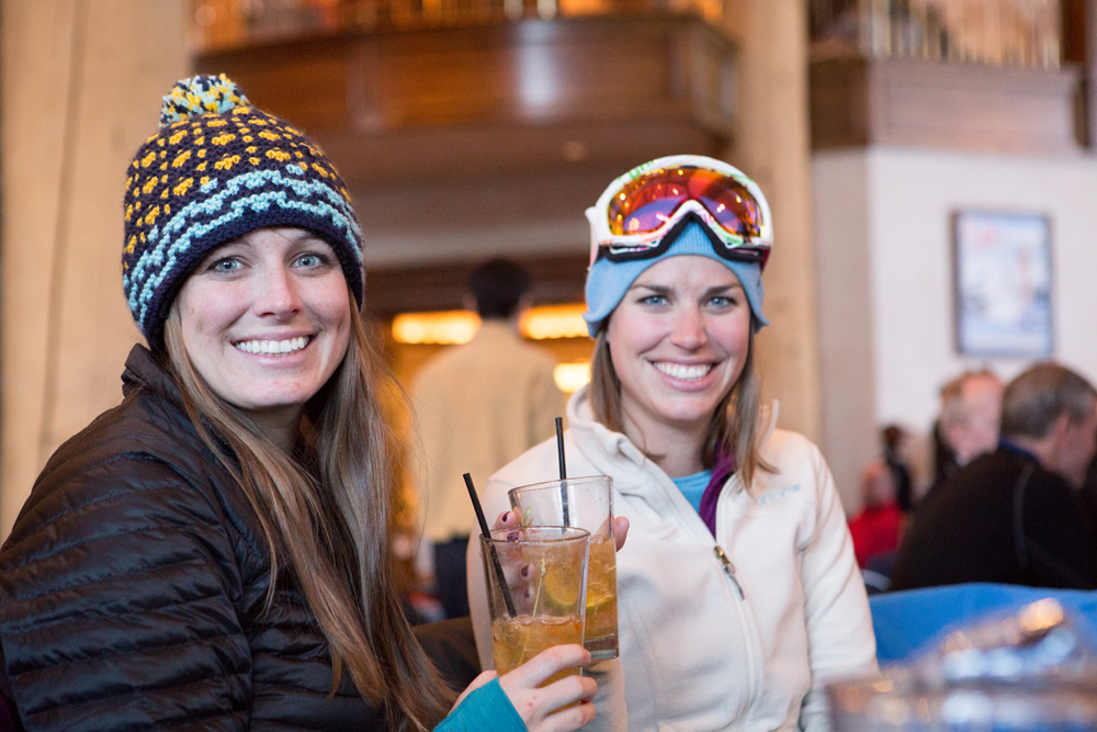 Après 101: An Insider's Guide to The What Comes After Skiing Culture -  Visit Sun Valley