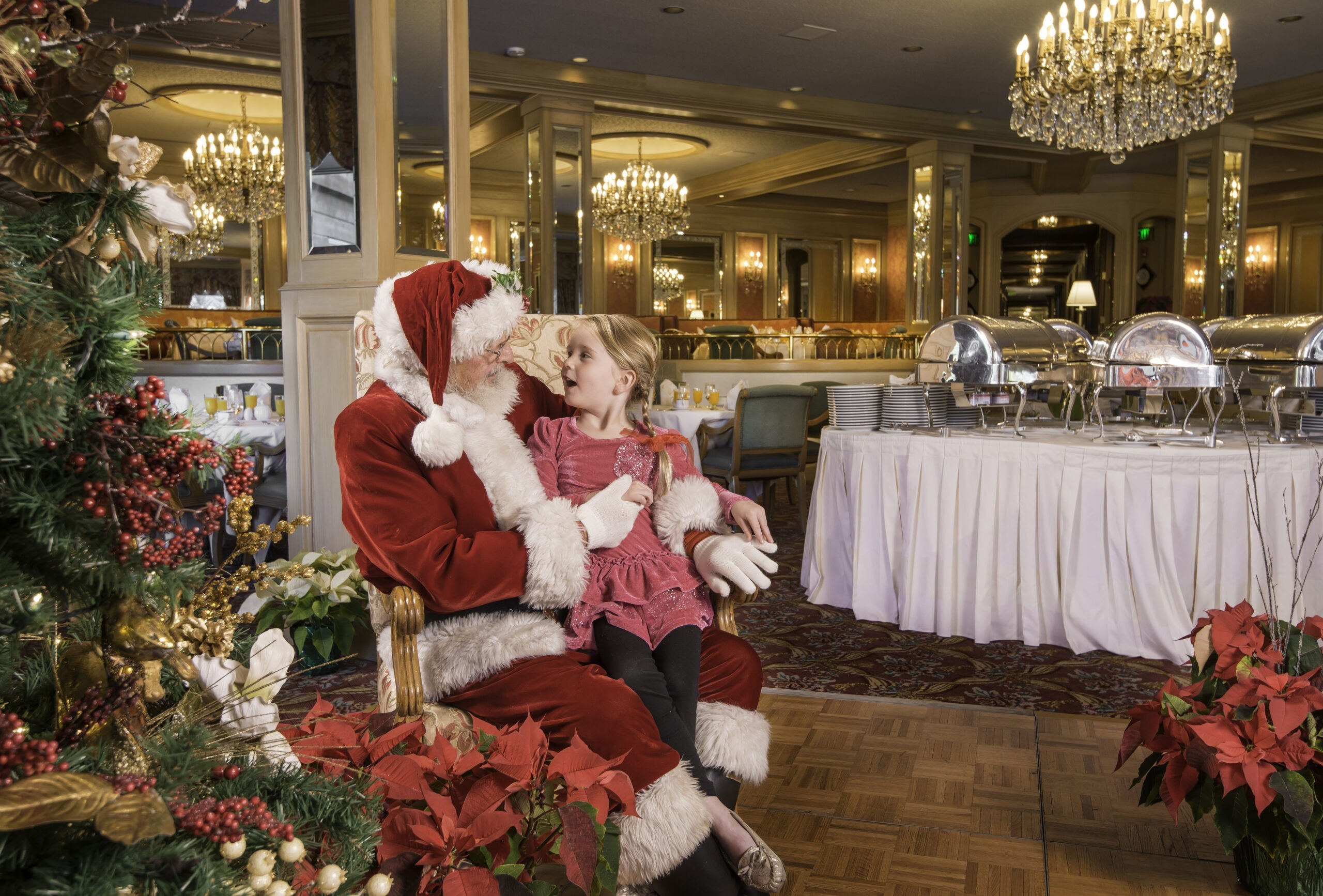 SVR_Clubhouse_SantaBrunch_WinterWonderland_Winter_2013_Syms_Kevin_3