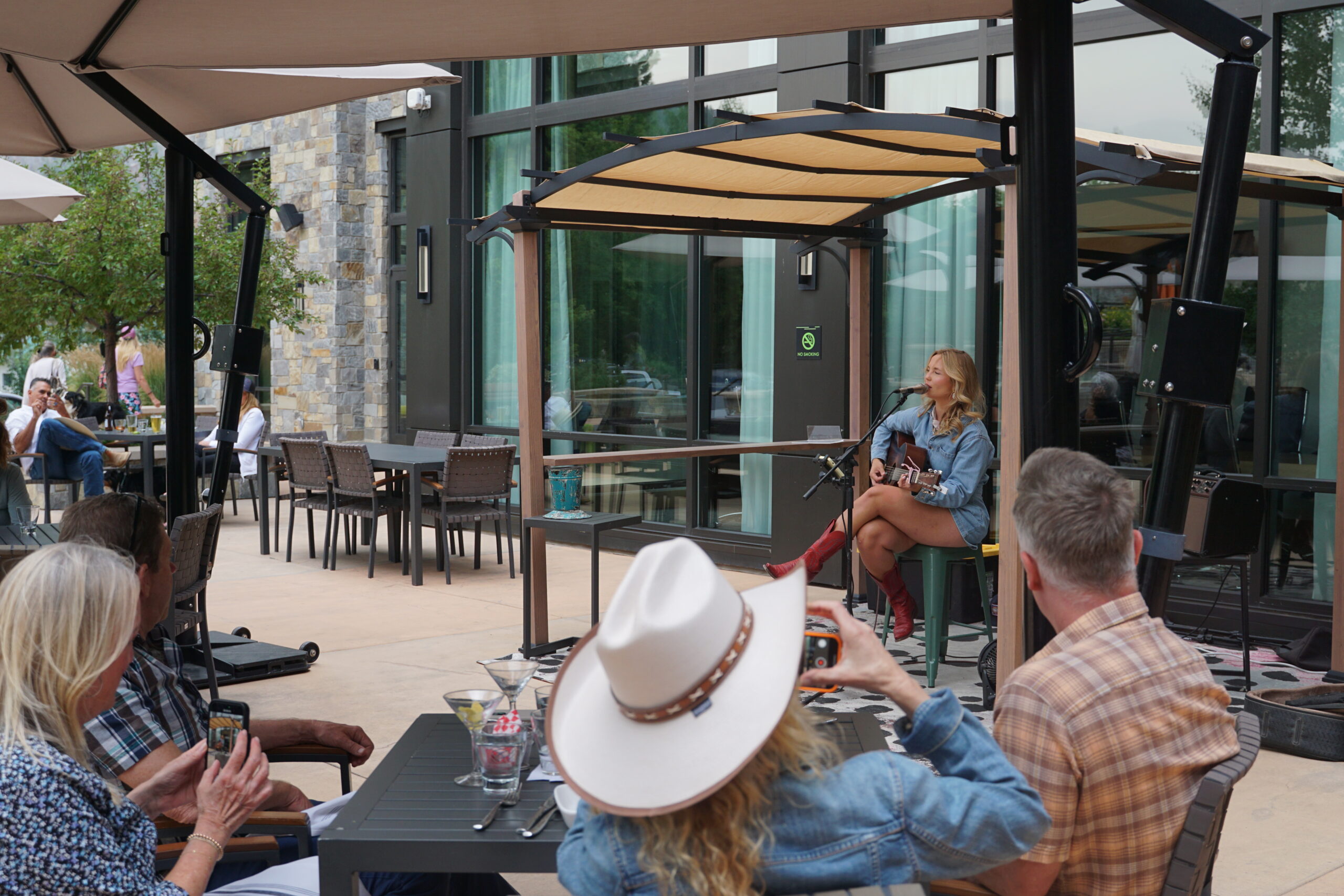 Limelight Lounge Live Music